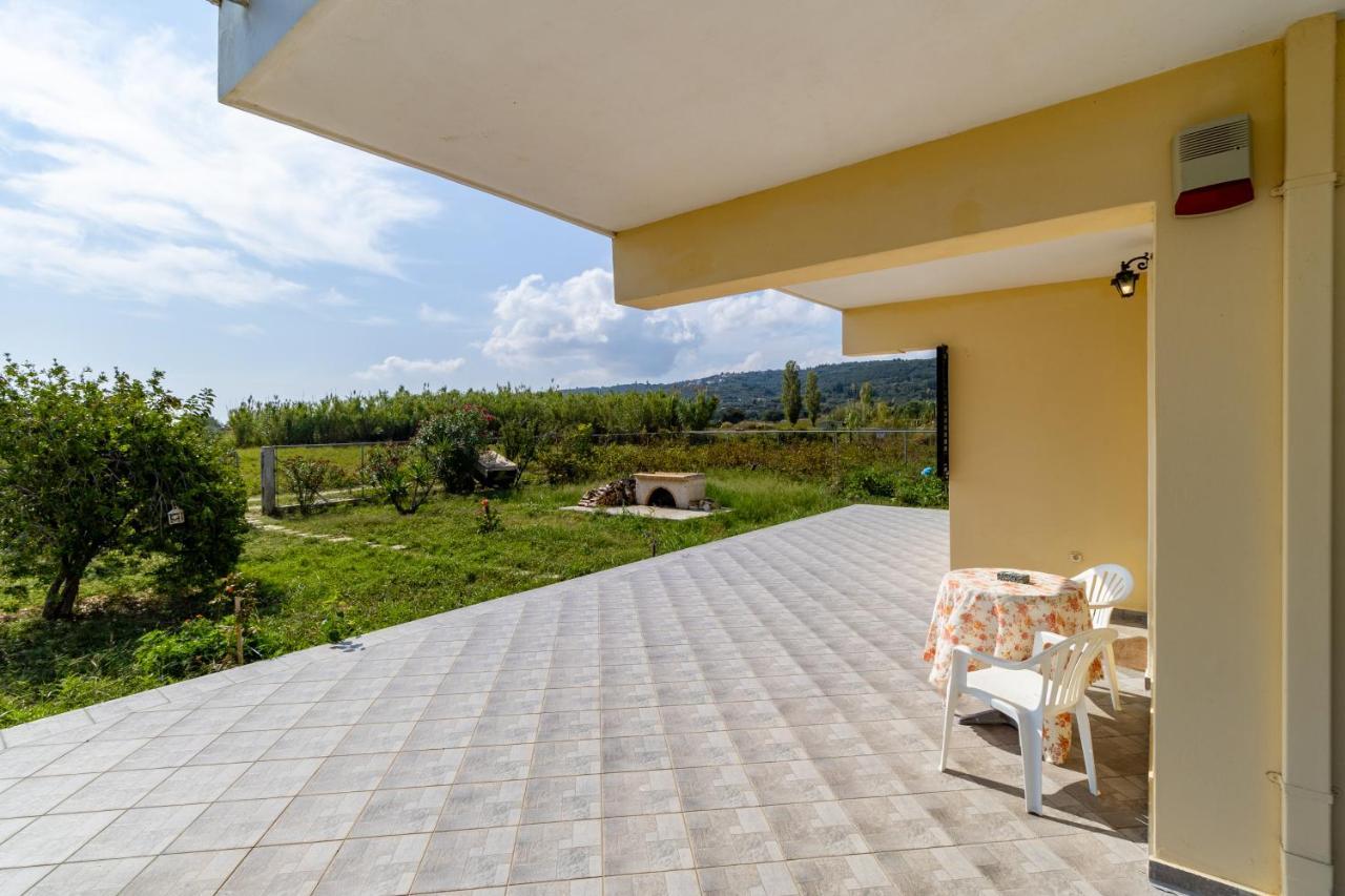 Villa Virginia Ликсури Экстерьер фото